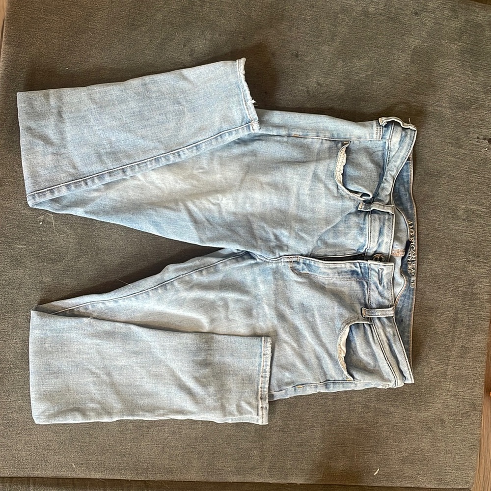 American eagle light wash jeans